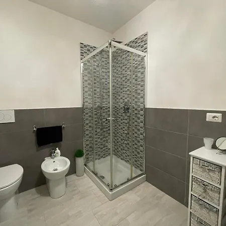 Appartement Citta&aeroporto Black And White *